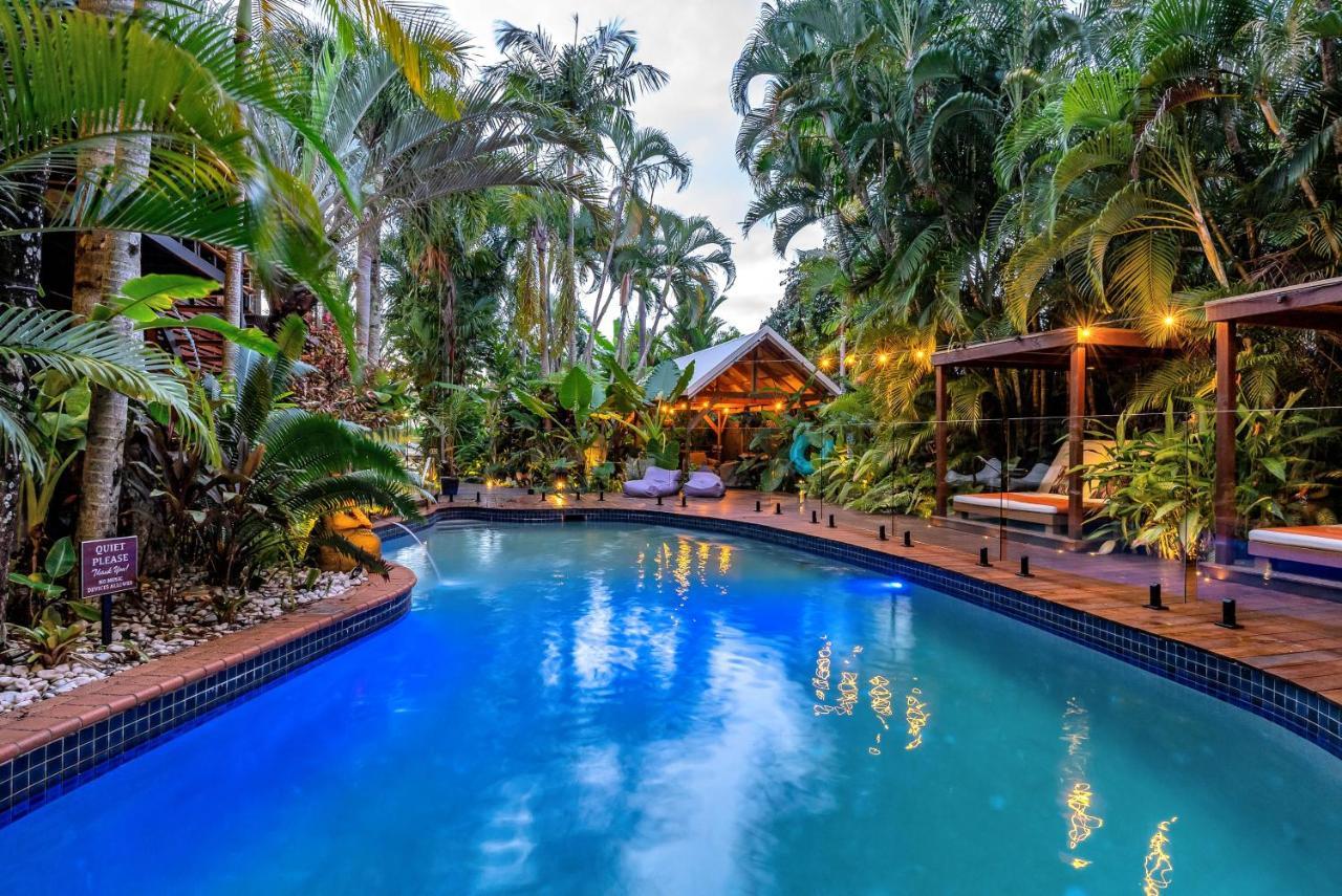 The Palms At Palm Cove Aparthotel Exterior foto