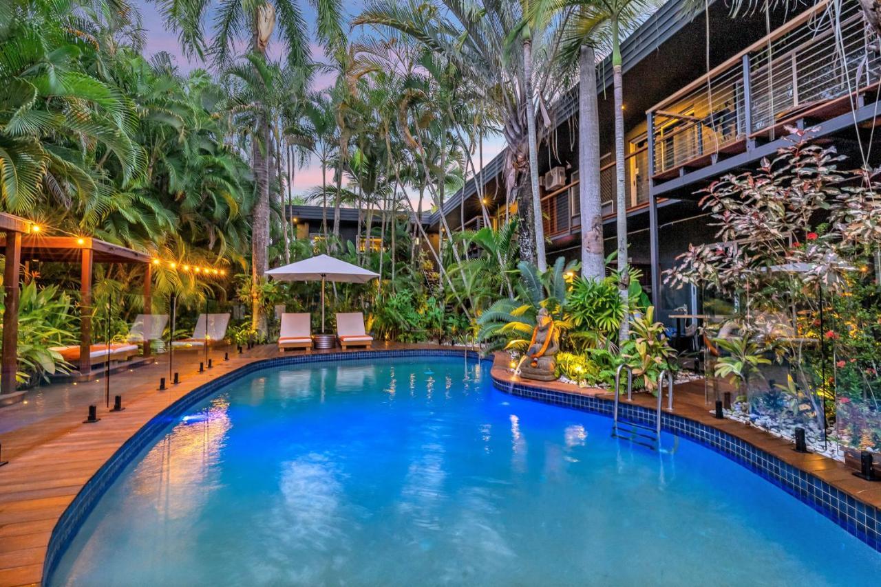 The Palms At Palm Cove Aparthotel Exterior foto