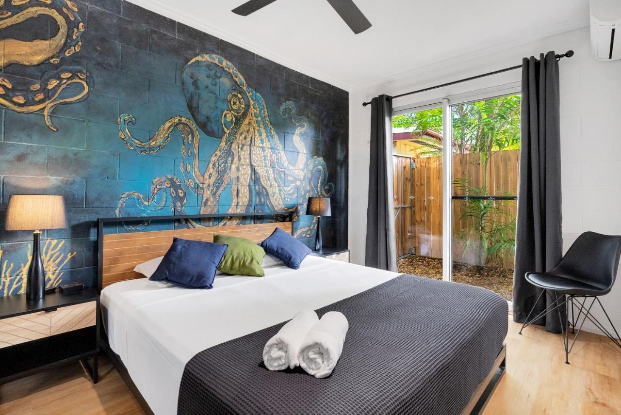 The Palms At Palm Cove Aparthotel Exterior foto